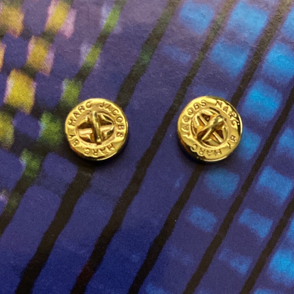Marc by Marc Jacobs stud earrings MBMJ gold tone